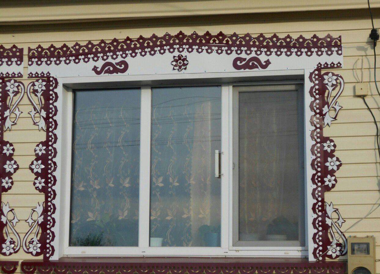 Простые наличники на окна в деревянном доме