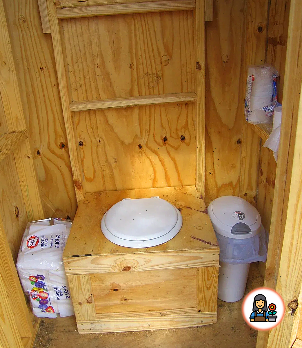 5 проверенных способов, как избавиться от запаха в дачном туалете | дела огородные (огород.ru)