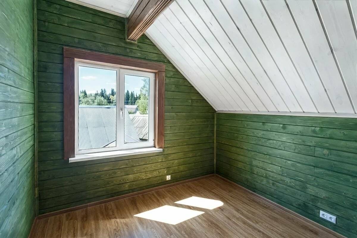 Чем покрасить деревянный потолок в доме и стоимость покраски за квадратный метр