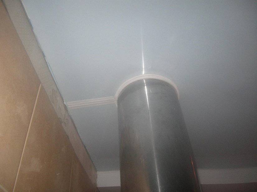 Обвод трубы для натяжных потолков: обход труб отопления, как обойти, как обходят