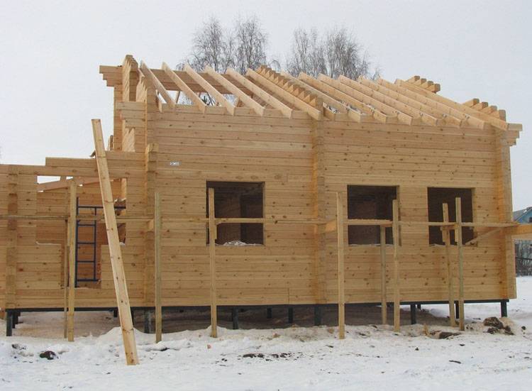 Как построить в одиночку бюджетный дом из бруса: антикризисное решение | личный опыт (огород.ru)
