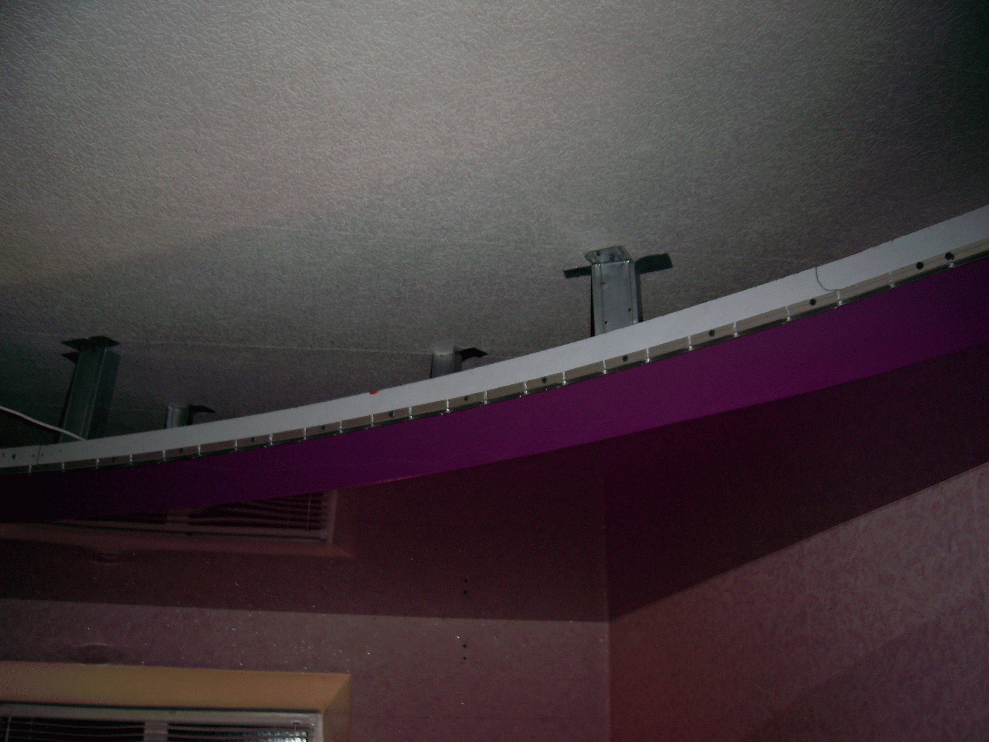 Оформление двухуровневых натяжных потолков с подсветкой