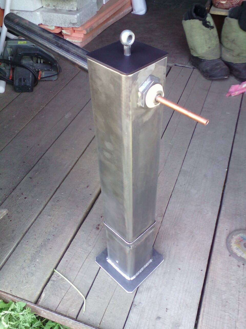 Самодельный дымогенератор для коптильни холодного копчения