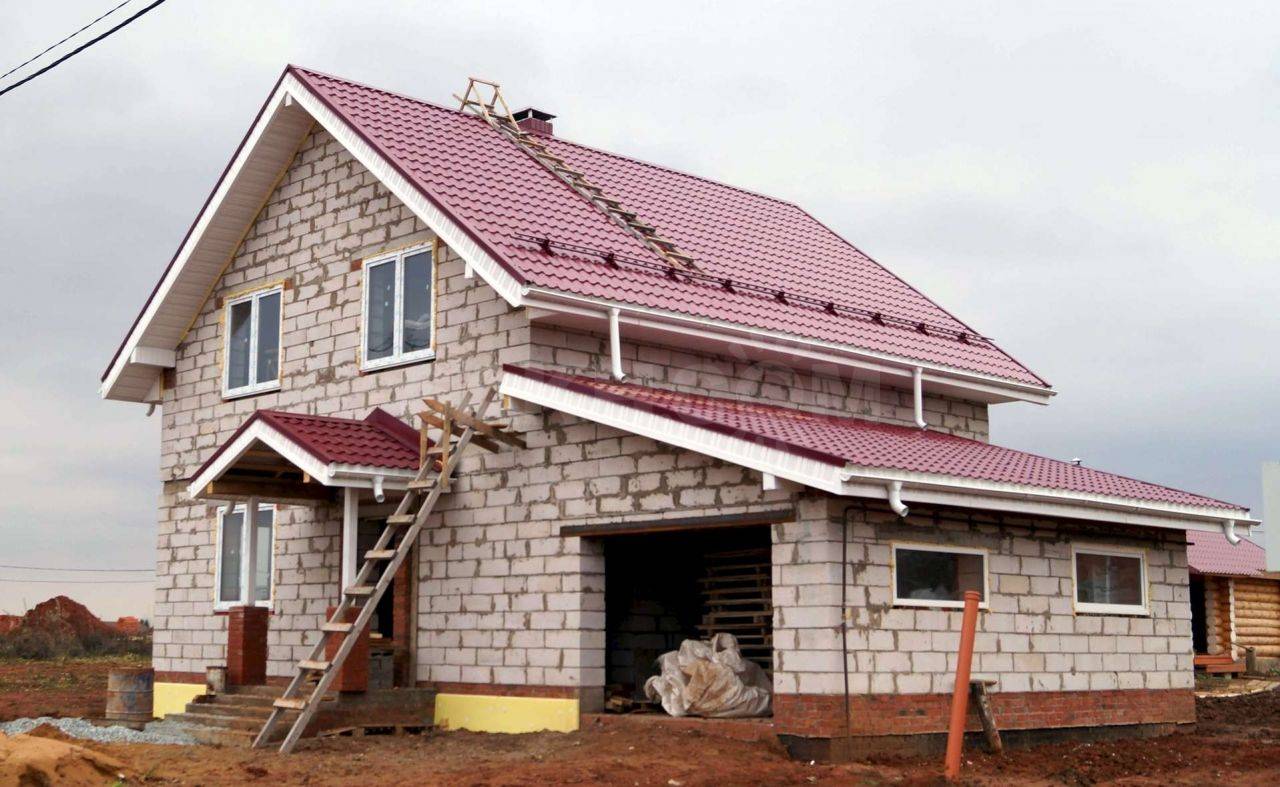 Сколько стоит построить дом из кирпича – считаем смету