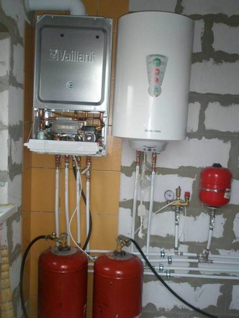 Отопление дома газовыми баллонами: расход сжиженного газа, выбор и настройка котла