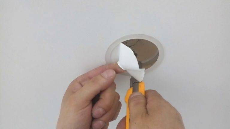 Как сделать отверстие или дырку в натяжном потолке для обвода трубы