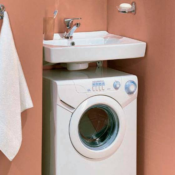 Раковина на стиральную машину: преимущества, недостатки и особенности установки