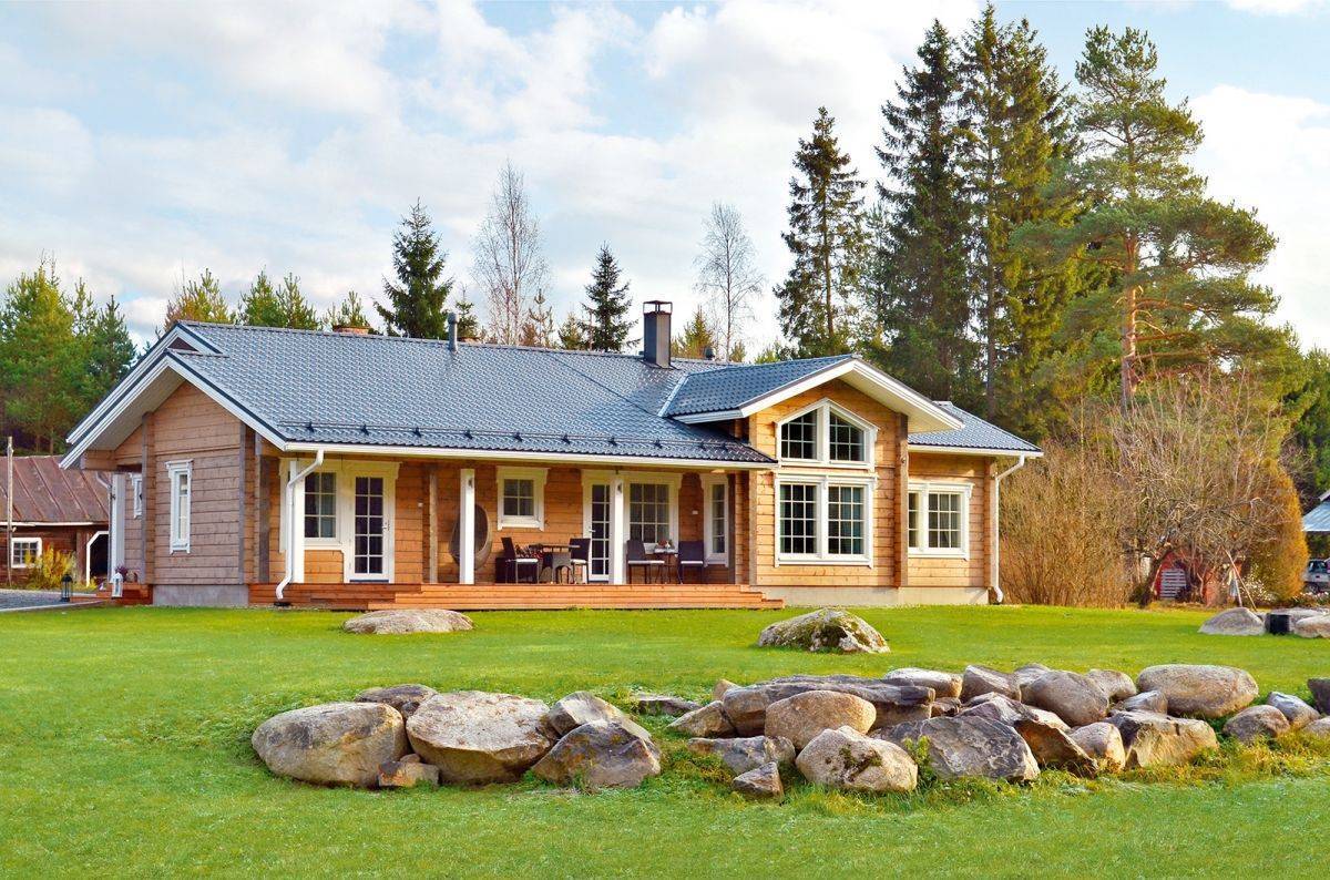Как строятся финские одноэтажные дома из бруса с верандой