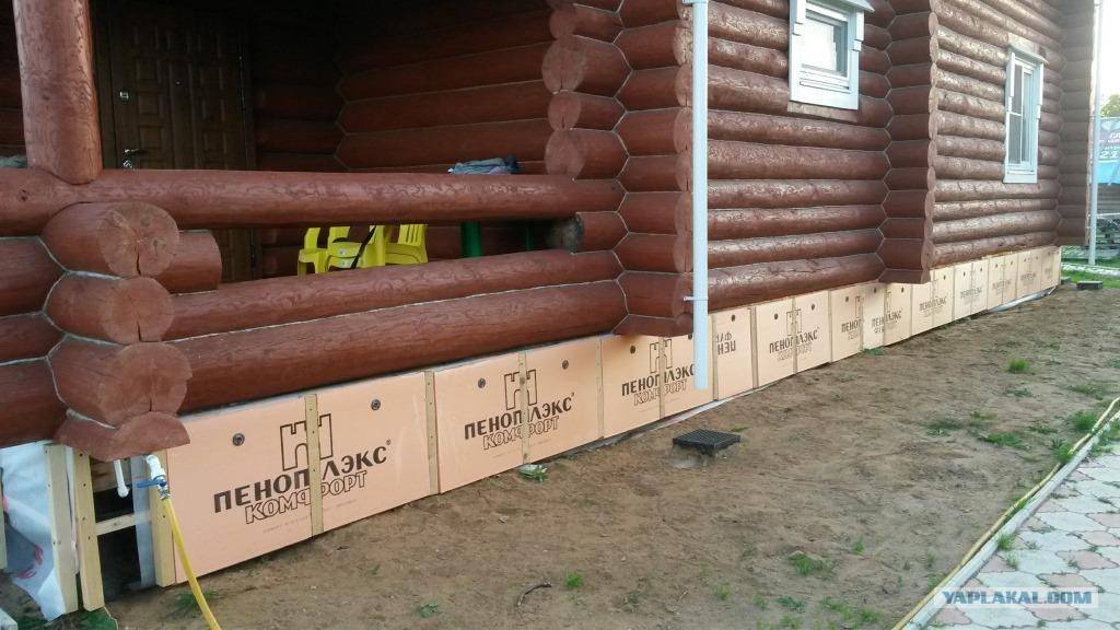 Как утеплить свайный фундамент деревянного дома