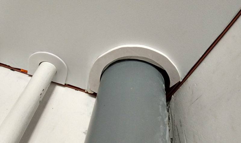 Можно ли вкрутить саморез в натяжной потолок: как правильно дырявить и исправить изъяны