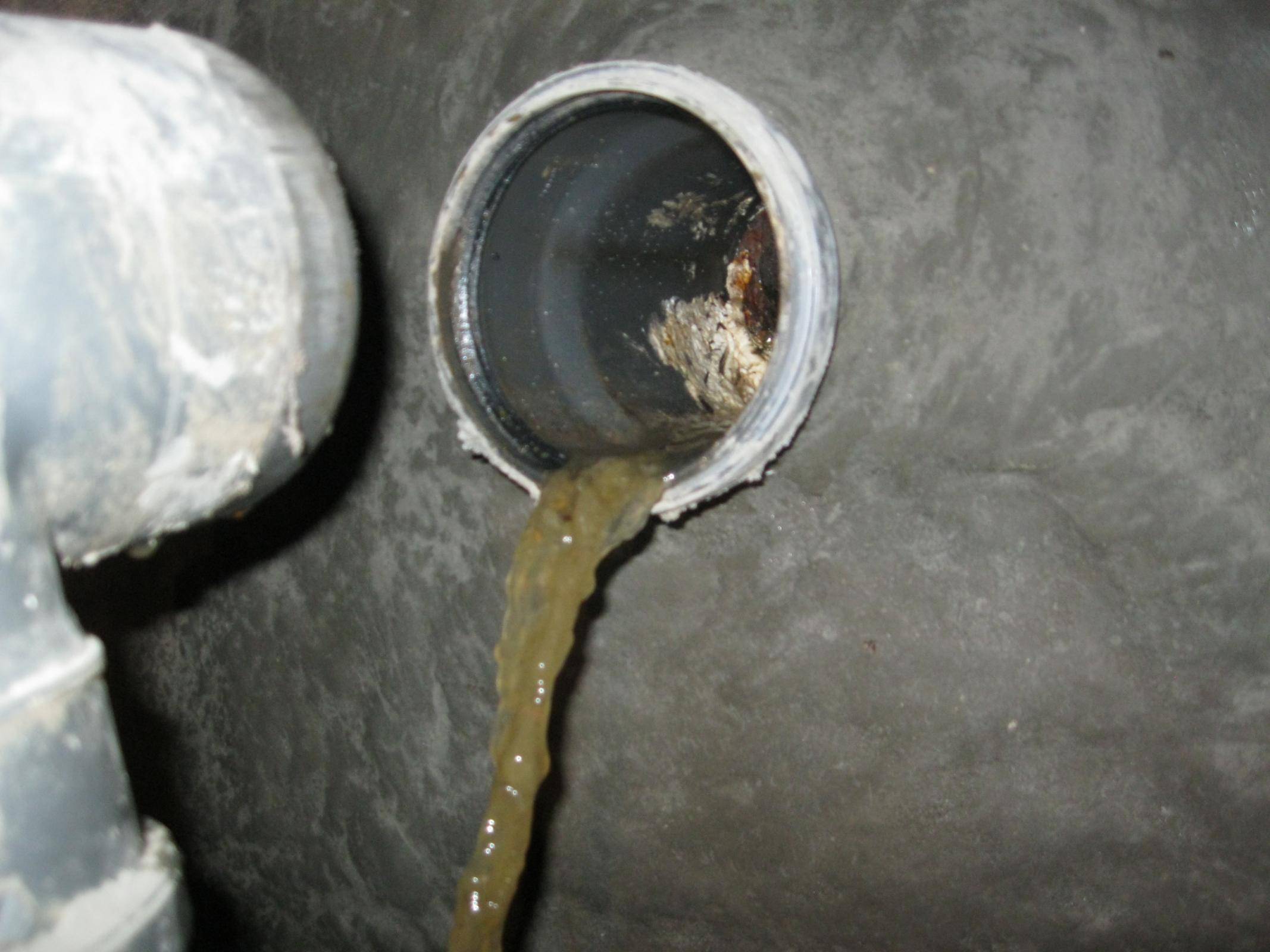 Как прочистить канализационные трубы