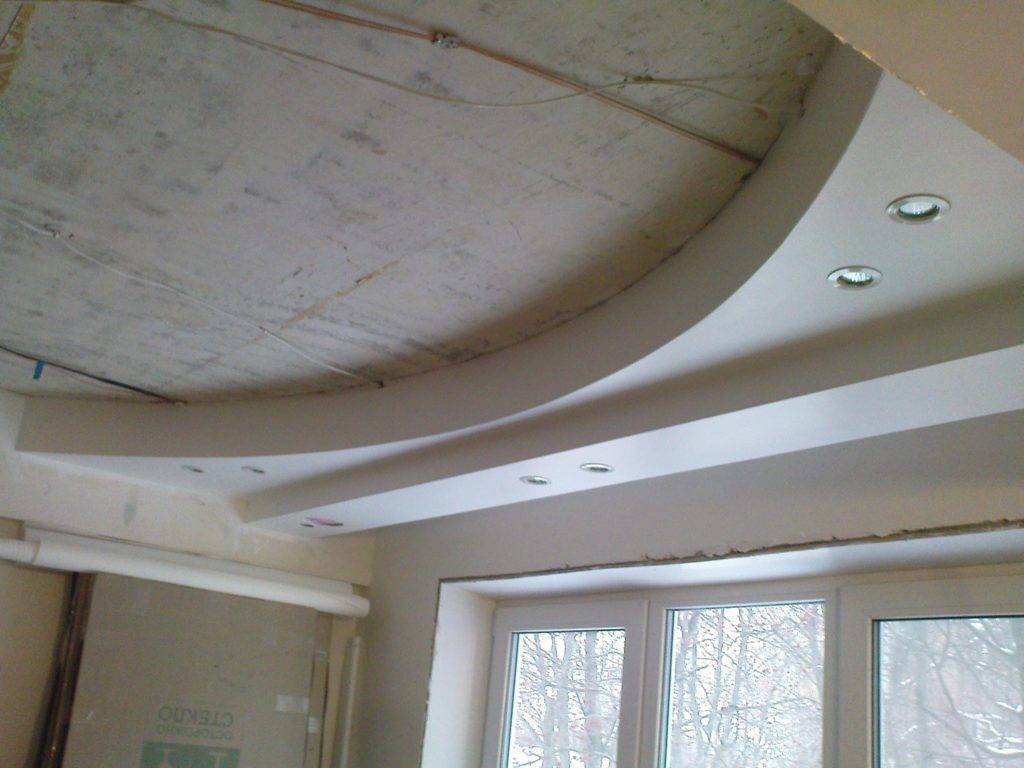 Двухуровневый потолок из гипсокартона своими руками: фото и видео