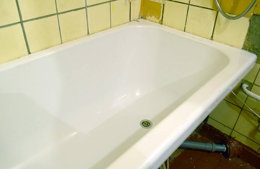 Акриловые вкладыши в ванну: технические характеристики и особенности установки